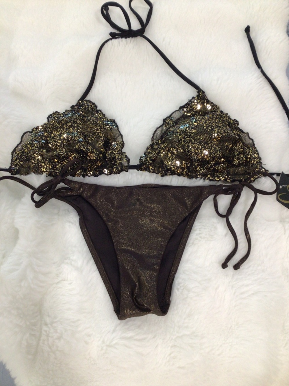 Bikini top by Shelby swim NWT FREE VICTORIA SECRET BOTTOM